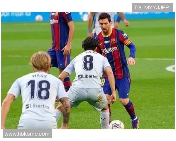 足球历史巨星纵览：从贝利到梅西的传奇征程与辉煌成就